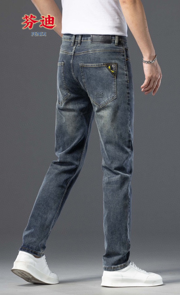 ブランドジーンズ全体デザイン